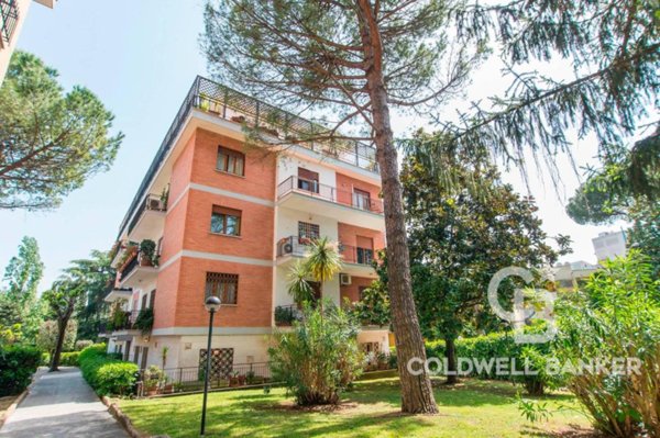 appartamento in vendita a Roma in zona Tor di Quinto