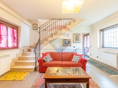 casa indipendente in vendita a Roma in zona Tor Sapienza