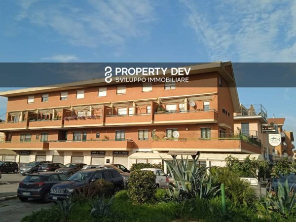 appartamento in vendita a Roma in zona Casal Morena