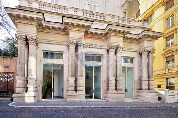 appartamento in vendita a Roma in zona Campo Marzio