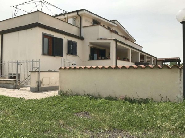 appartamento in vendita a Roma in zona Finocchio