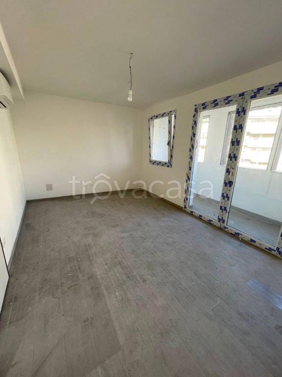 appartamento in vendita a Roma in zona Torre Spaccata