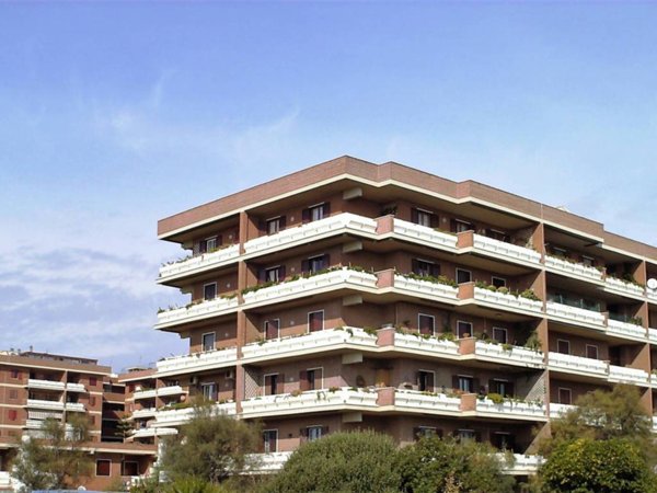 appartamento in vendita a Roma in zona Lido di Castel Fusano