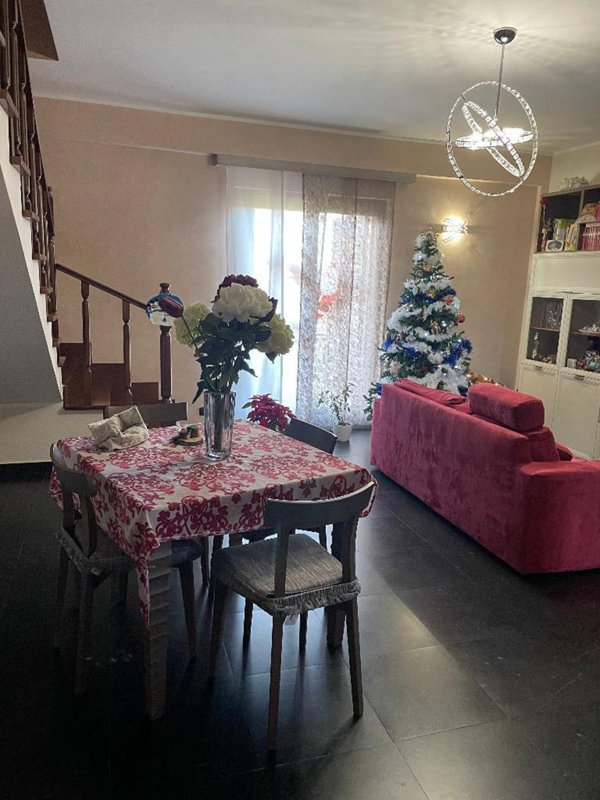 casa indipendente in vendita a Roma in zona Romanina
