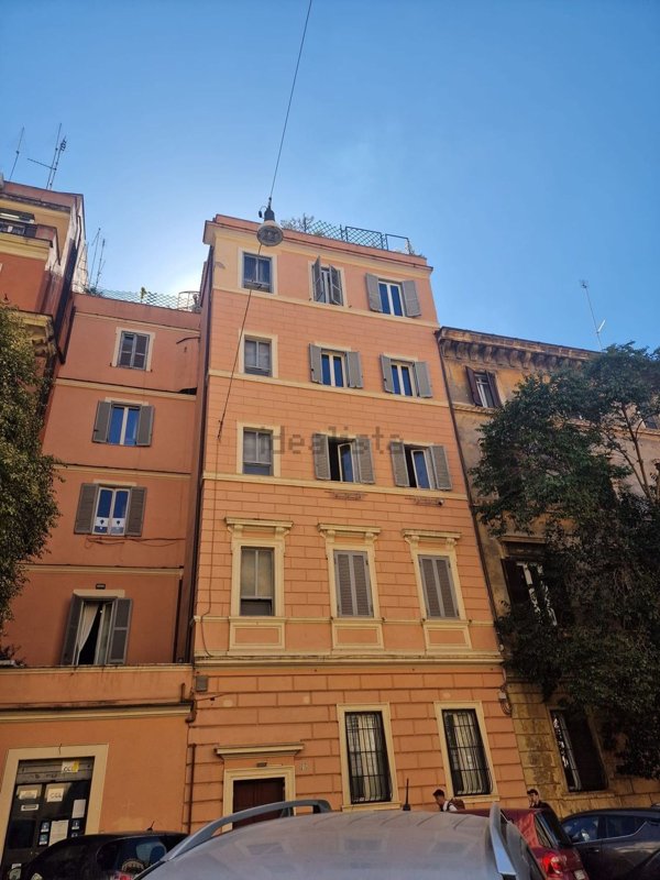 appartamento in vendita a Roma in zona Esquilino
