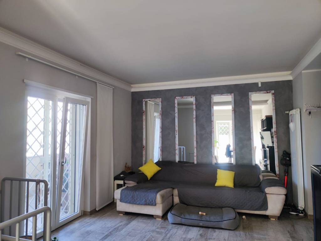 appartamento in vendita a Roma in zona Palmarola