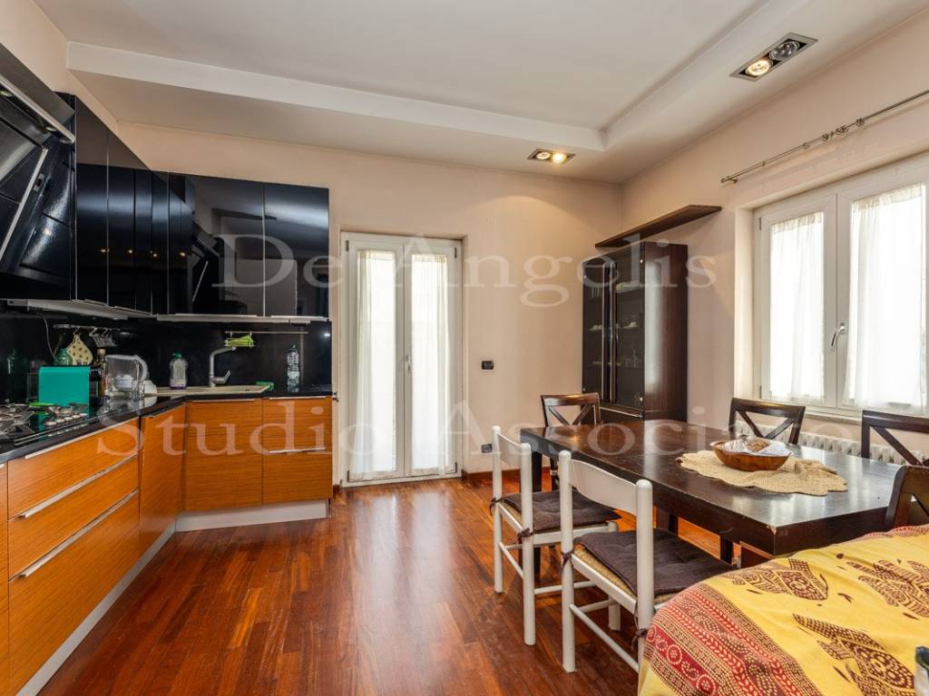 appartamento in vendita a Roma in zona Vitinia