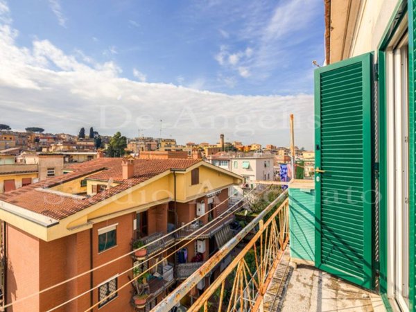 appartamento in vendita a Roma in zona Vitinia