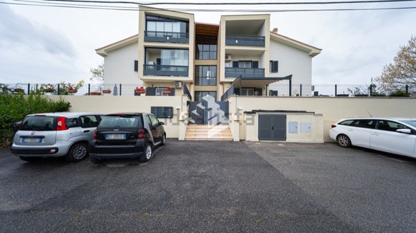 appartamento in vendita a Roma in zona Magliana Vecchia