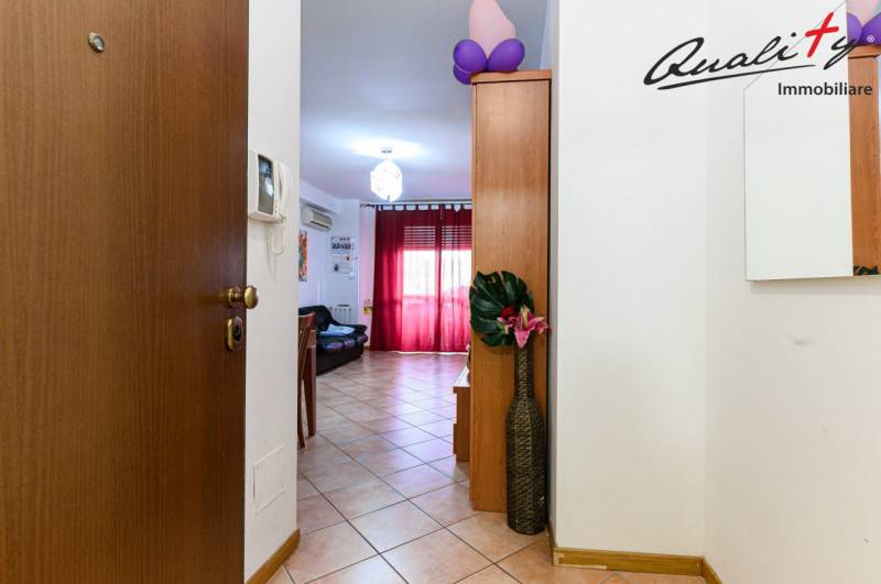 appartamento in vendita a Roma in zona Ponte Mammolo