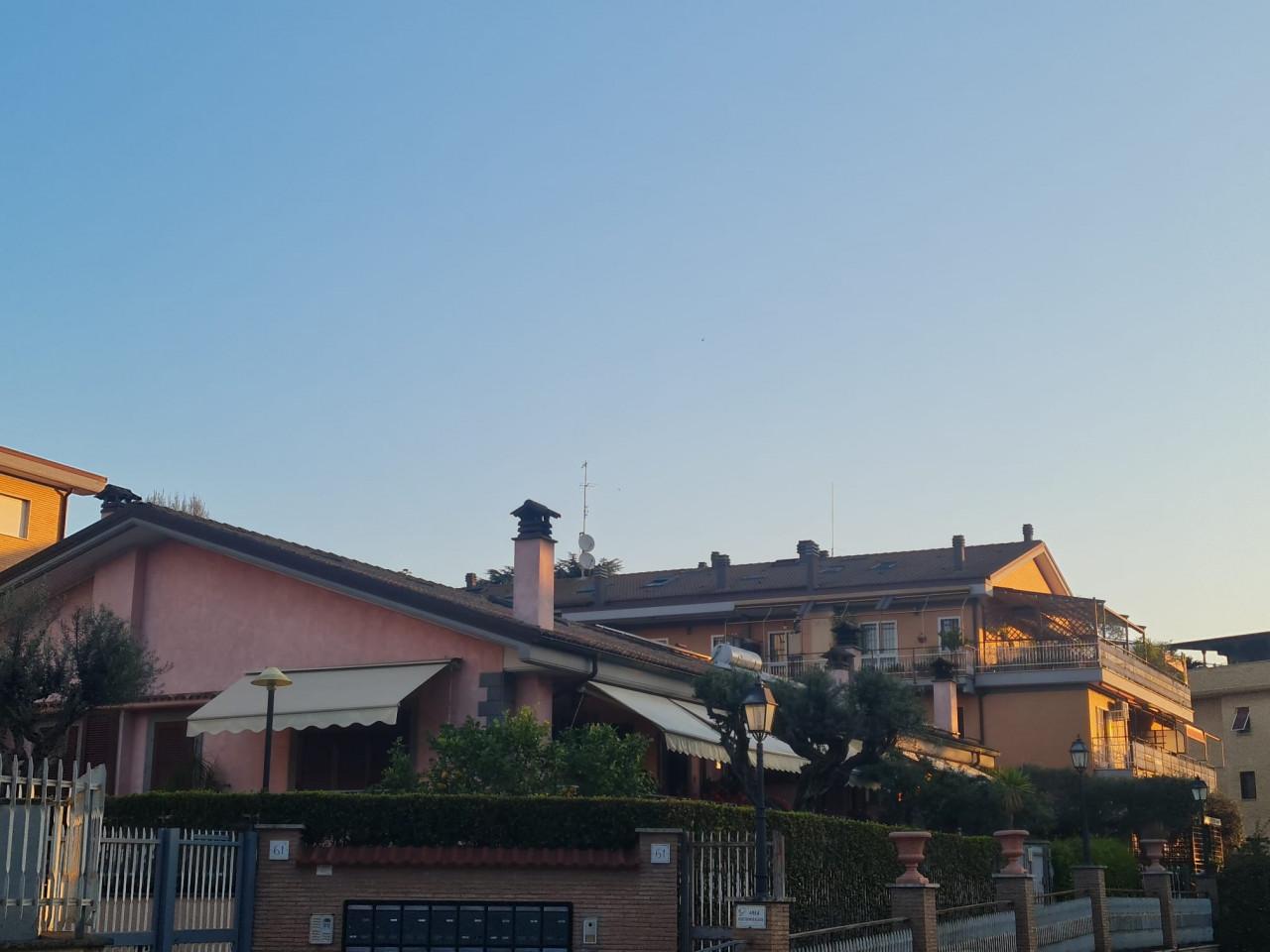 casa indipendente in vendita a Roma in zona Corviale