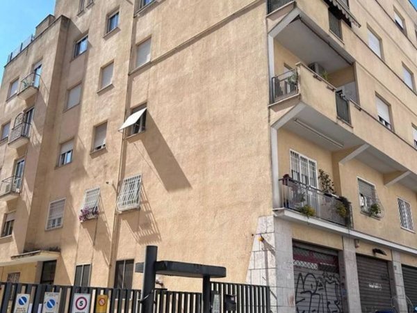 appartamento in vendita a Roma in zona Gianicolense