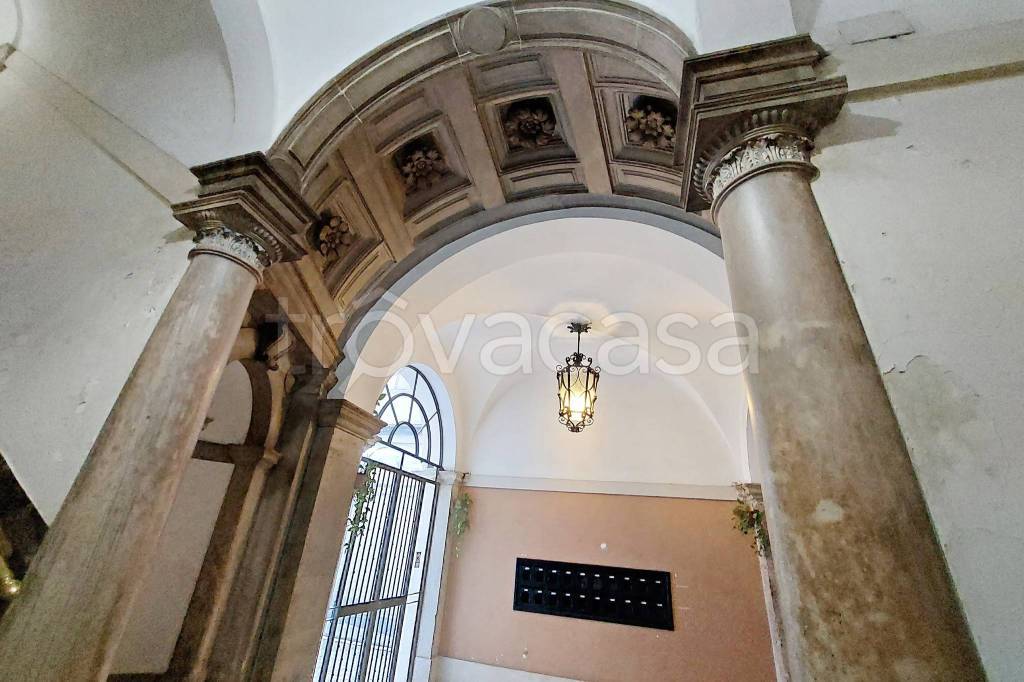 appartamento in vendita a Roma in zona Parione/Sant'Eustachio