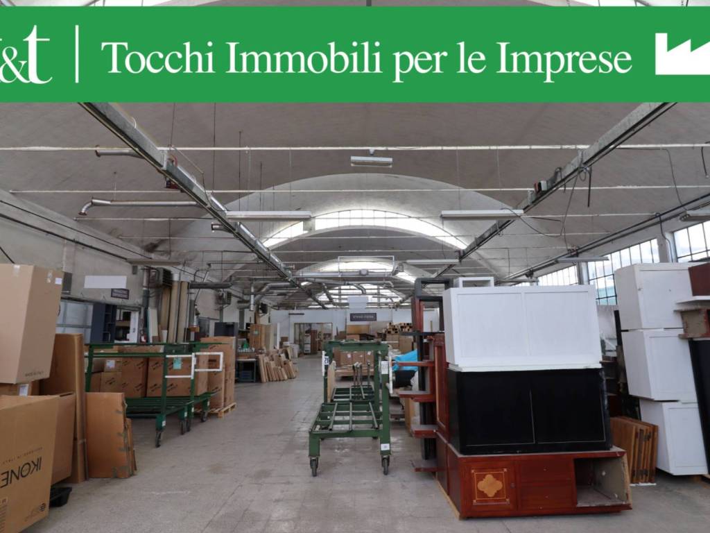 locale commerciale in vendita a Roma in zona Ponte Mammolo