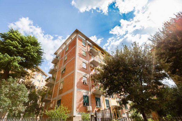 appartamento in vendita a Roma in zona Cinecittà