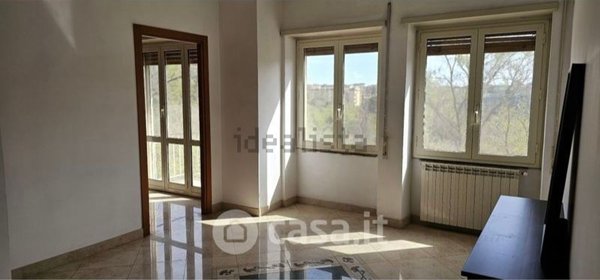 appartamento in vendita a Roma in zona Corviale