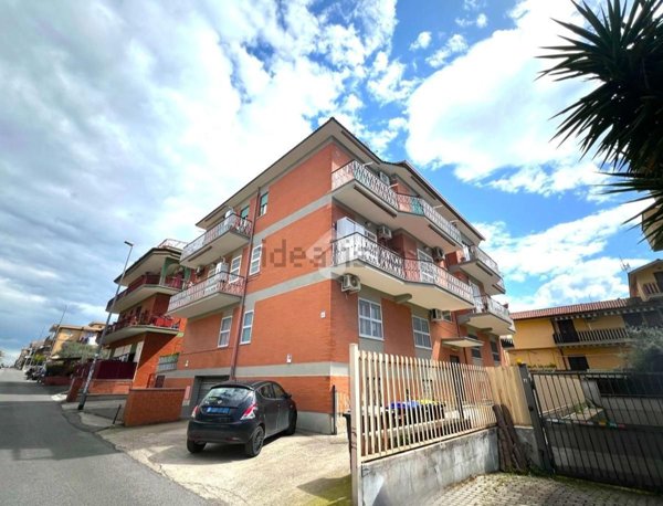 appartamento in vendita a Roma in zona Borghesiana