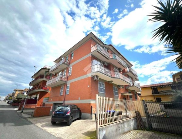appartamento in vendita a Roma in zona Borghesiana