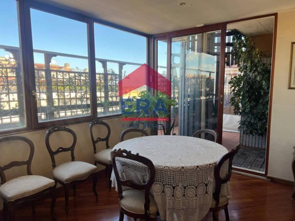 appartamento in vendita a Roma in zona EUR