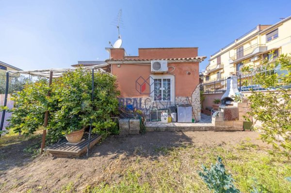 appartamento in vendita a Roma in zona Romanina