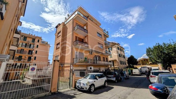 appartamento in vendita a Roma in zona Aurelio