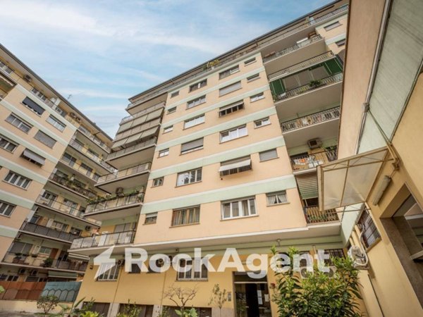 appartamento in vendita a Roma in zona Appio Claudio
