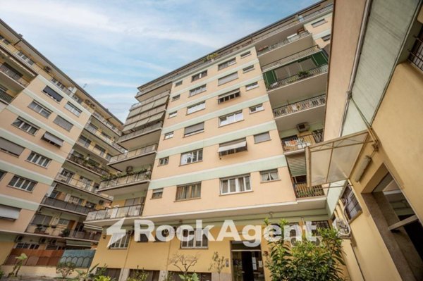appartamento in vendita a Roma in zona Appio Claudio