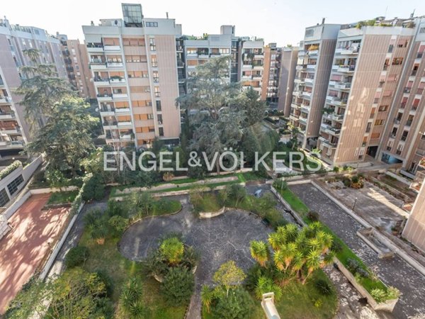 appartamento in vendita a Roma in zona Ardeatino