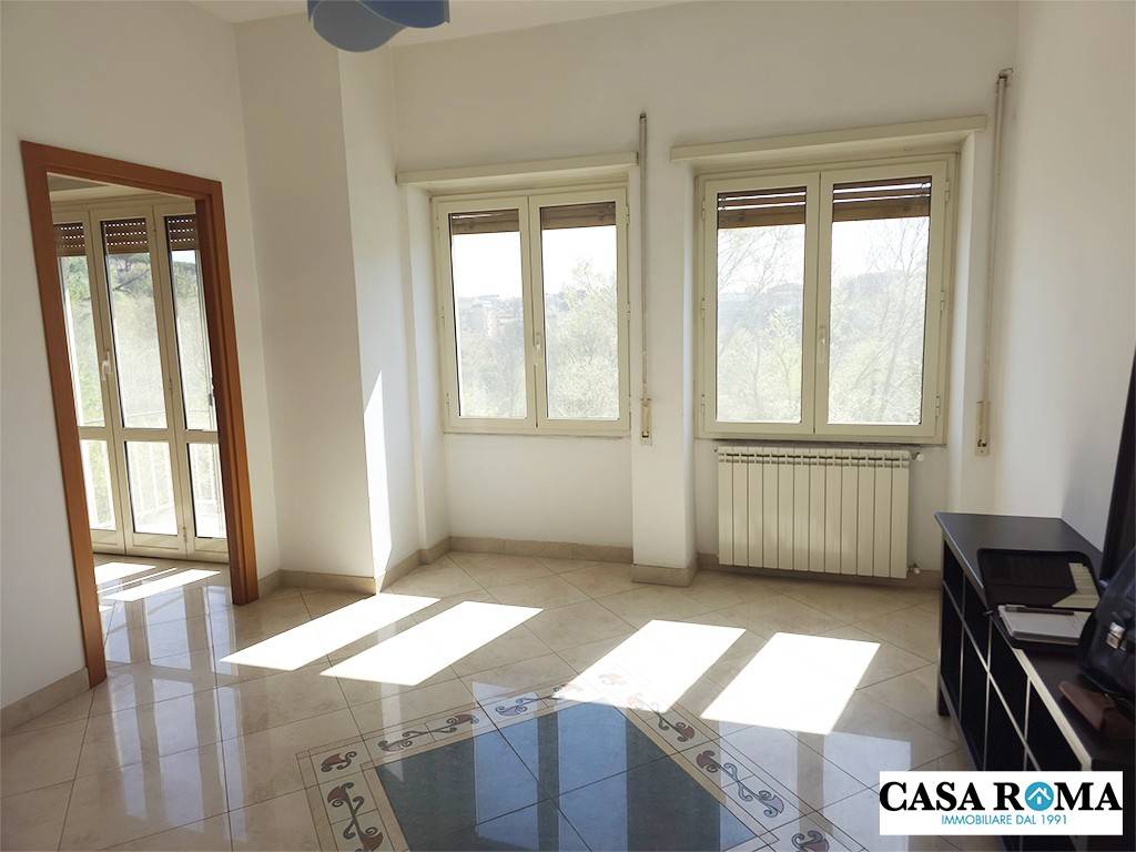 appartamento in vendita a Roma in zona Corviale