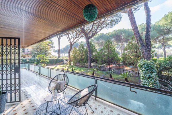 appartamento in vendita a Roma in zona Appio Claudio