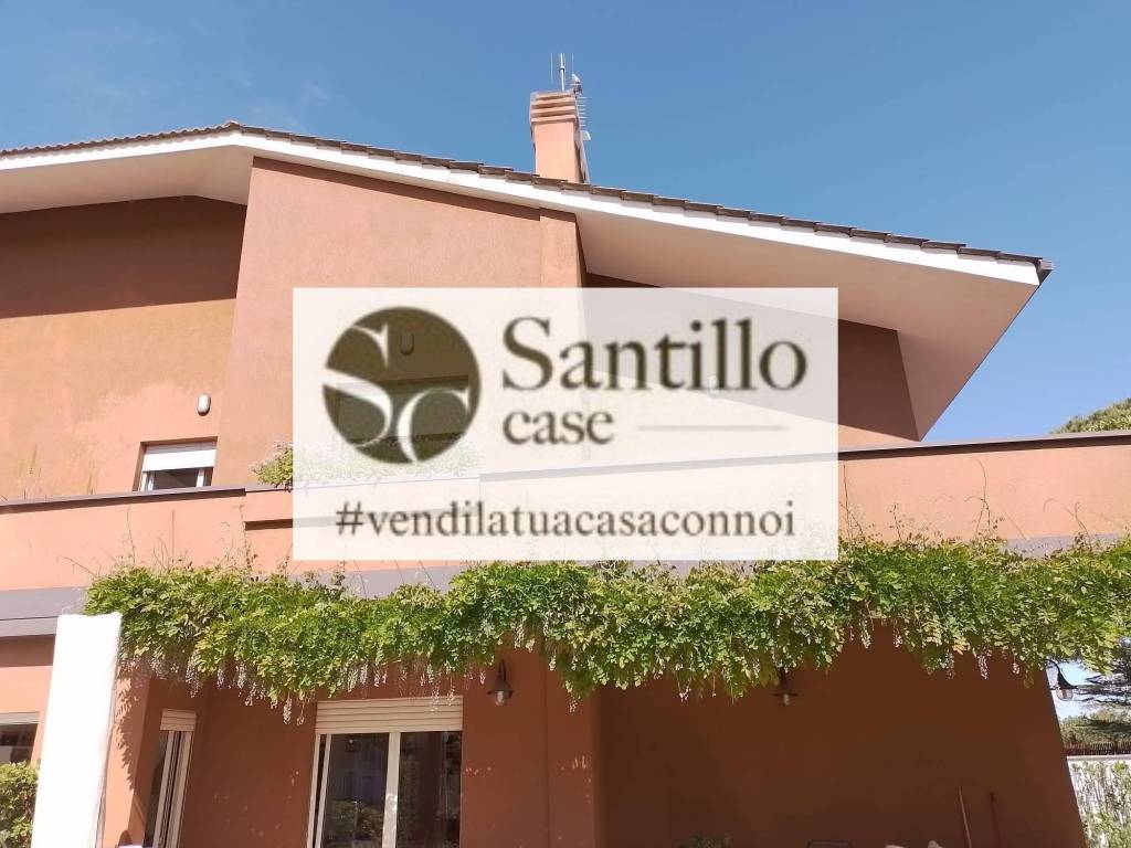 casa indipendente in vendita a Roma in zona Massimina/Casal Lumbroso