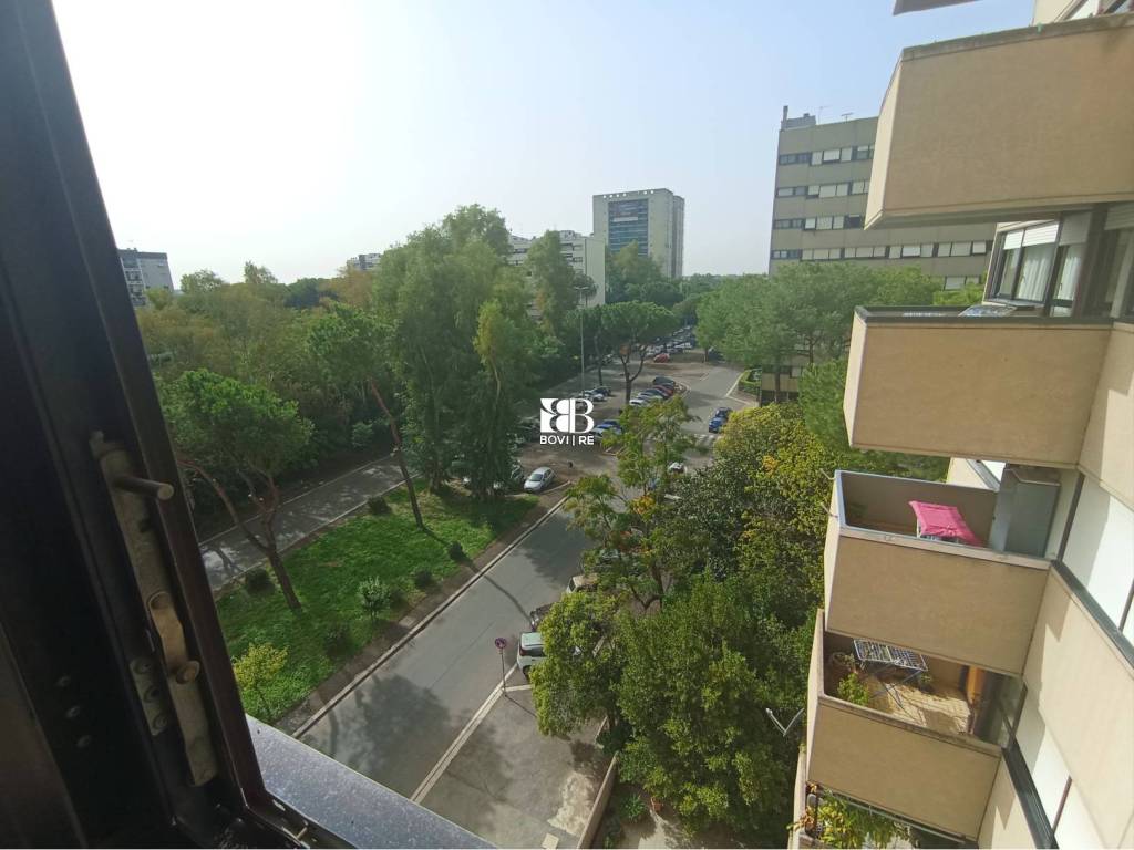 appartamento in vendita a Roma in zona Ostiense