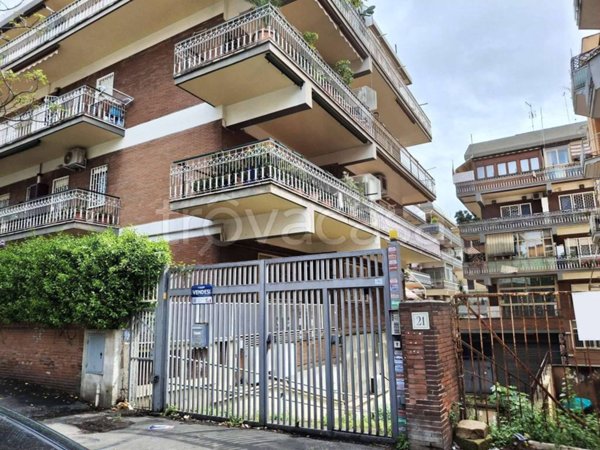 locale di sgombero in vendita a Roma