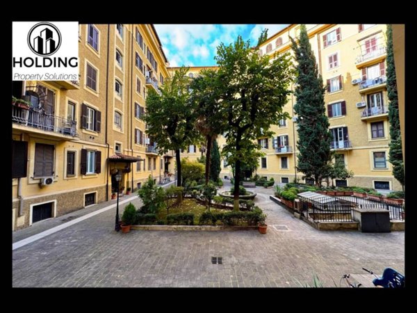 appartamento in vendita a Roma in zona Della Vittoria