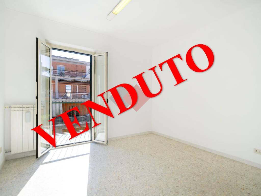 appartamento in vendita a Roma in zona Portuense