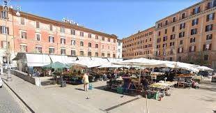 negozio in vendita a Roma in zona Trastevere