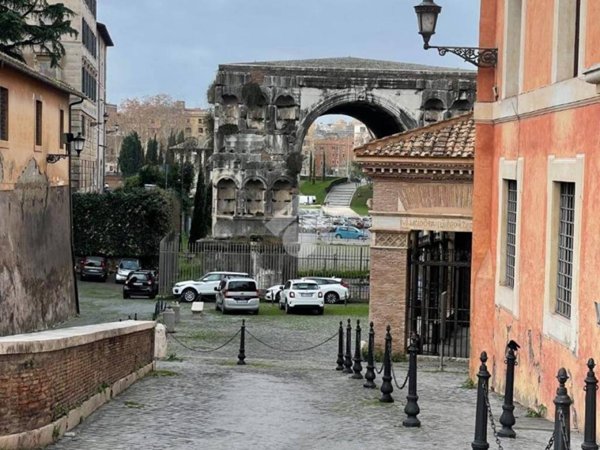 appartamento in vendita a Roma in zona Centro Storico