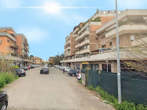 appartamento in vendita a Roma in zona Ponte Mammolo