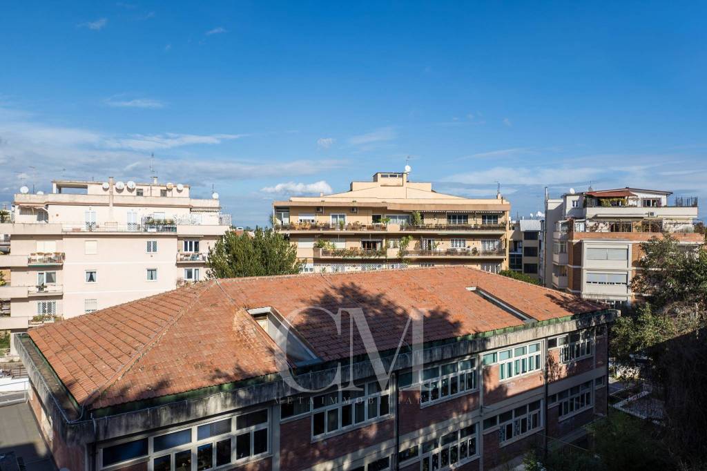 appartamento in vendita a Roma in zona Tor di Quinto