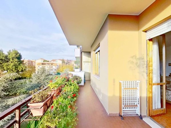 appartamento in vendita a Roma in zona Portuense