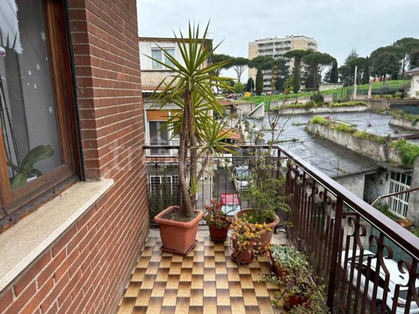 appartamento in vendita a Roma in zona Labaro