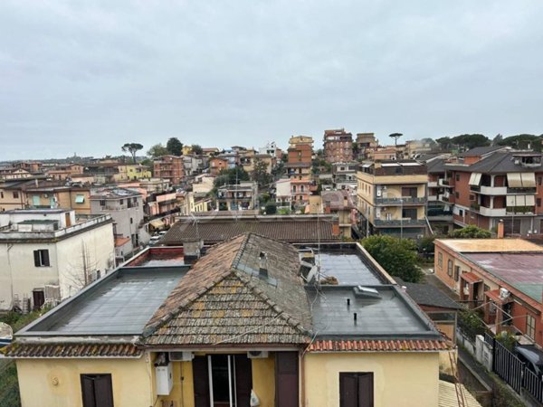 appartamento in vendita a Roma in zona Labaro