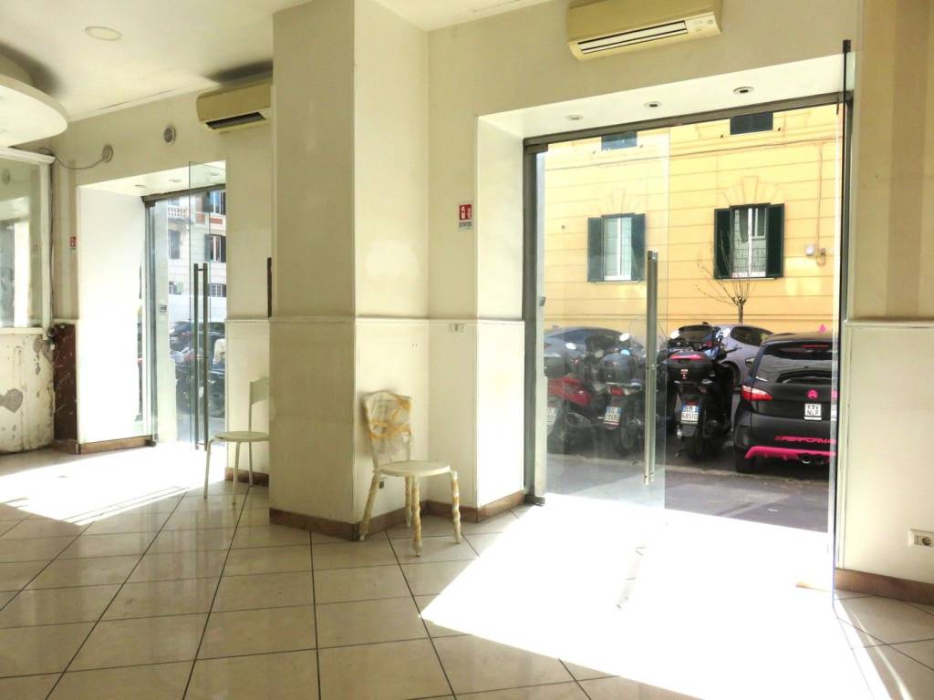 negozio in vendita a Roma in zona Della Vittoria