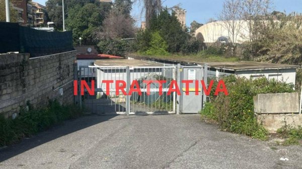 casa indipendente in vendita a Roma in zona Tuscolano