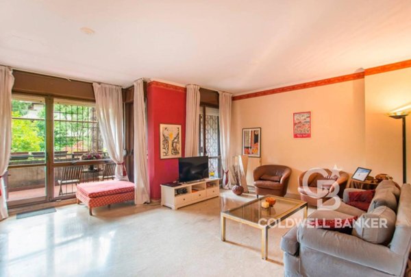 appartamento in vendita a Roma in zona EUR
