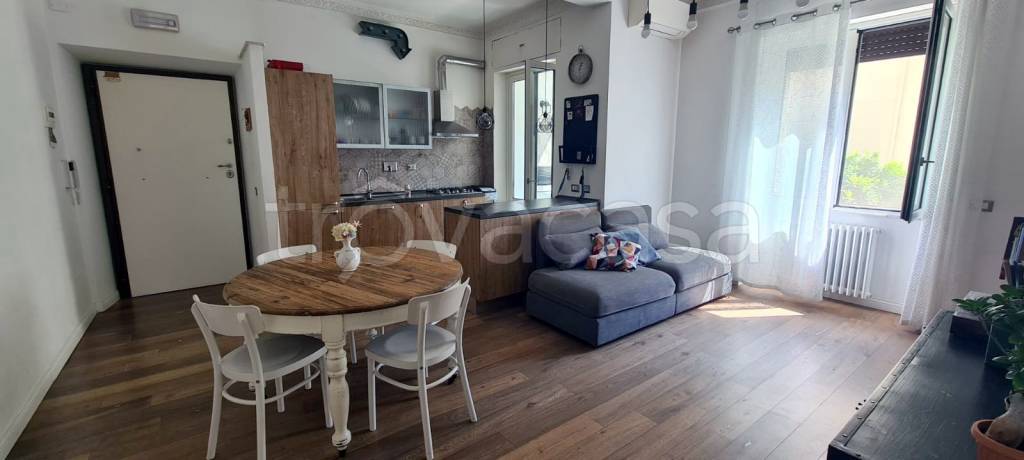 appartamento in vendita a Roma in zona Gianicolense