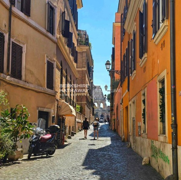 appartamento in vendita a Roma in zona Celio