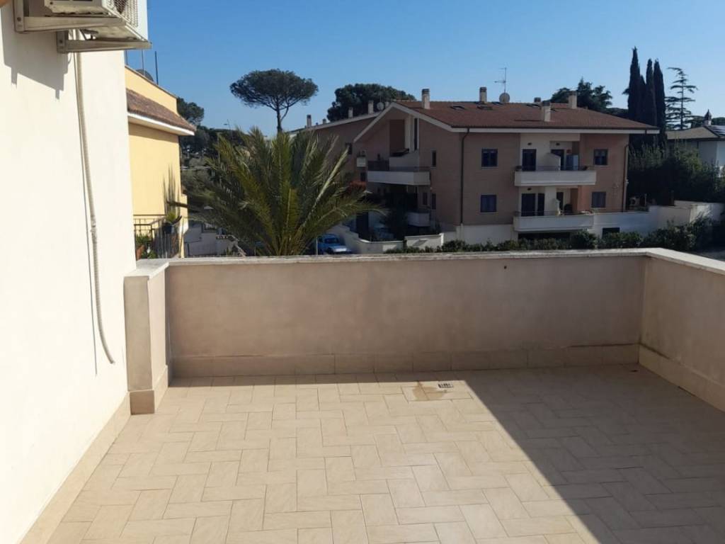 appartamento in vendita a Roma in zona Massimina/Casal Lumbroso