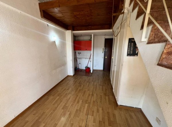 appartamento in vendita a Roma in zona Tomba di Nerone