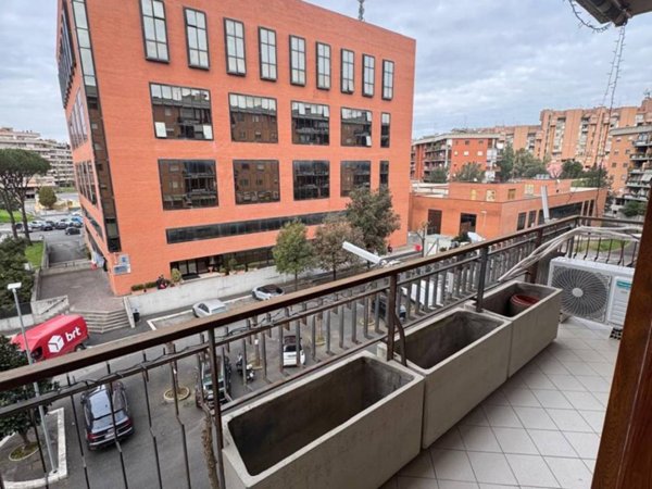 appartamento in vendita a Roma in zona Labaro